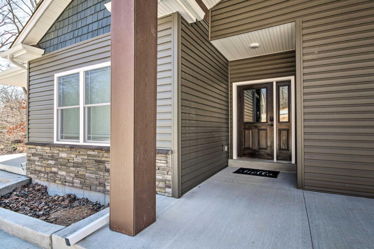 Lakefront Rocky Mount Home With Dock And Fire Pit מראה חיצוני תמונה