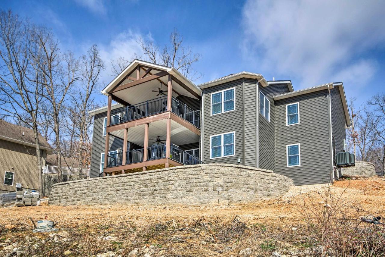 Lakefront Rocky Mount Home With Dock And Fire Pit מראה חיצוני תמונה